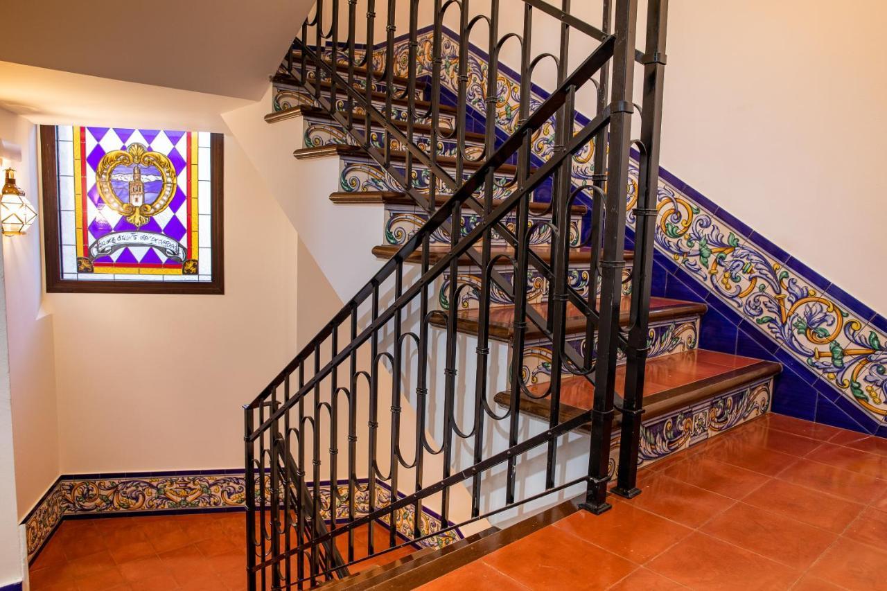 Posada Boutique El Gallo Moron Морон-де-ла-Фронтера Экстерьер фото