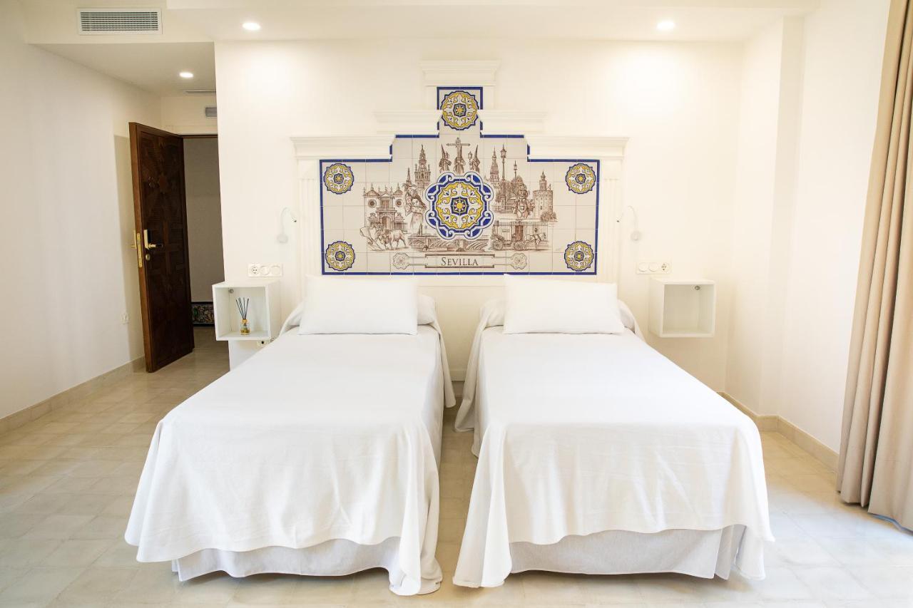 Posada Boutique El Gallo Moron Морон-де-ла-Фронтера Экстерьер фото