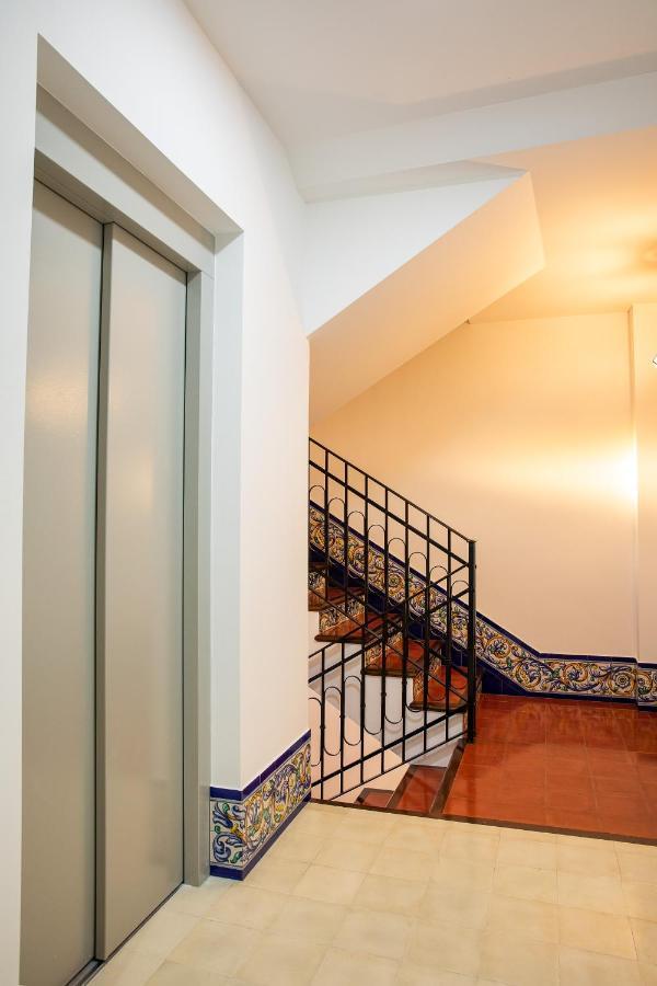 Posada Boutique El Gallo Moron Морон-де-ла-Фронтера Экстерьер фото
